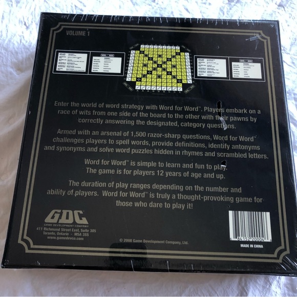 Word games the ultimate word strategy board game age 12+up - Picture 6 of 8